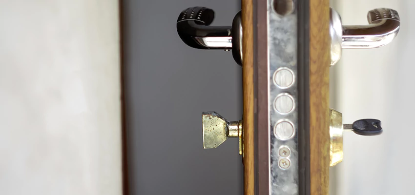 Holiday Emergency Locksmith in Round Lake Beach, Illinois