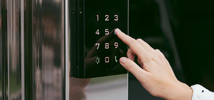 Keyless Door Entry System in Round Lake Beach, IL