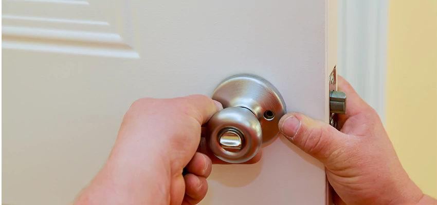 After-hours Locksmith For Lock And Key Installation in Round Lake Beach, IL