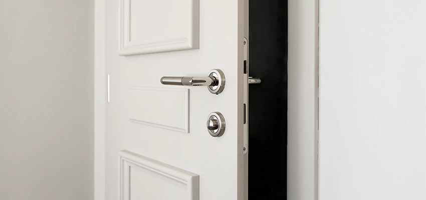 Folding Bathroom Door With Lock Solutions in Round Lake Beach, IL